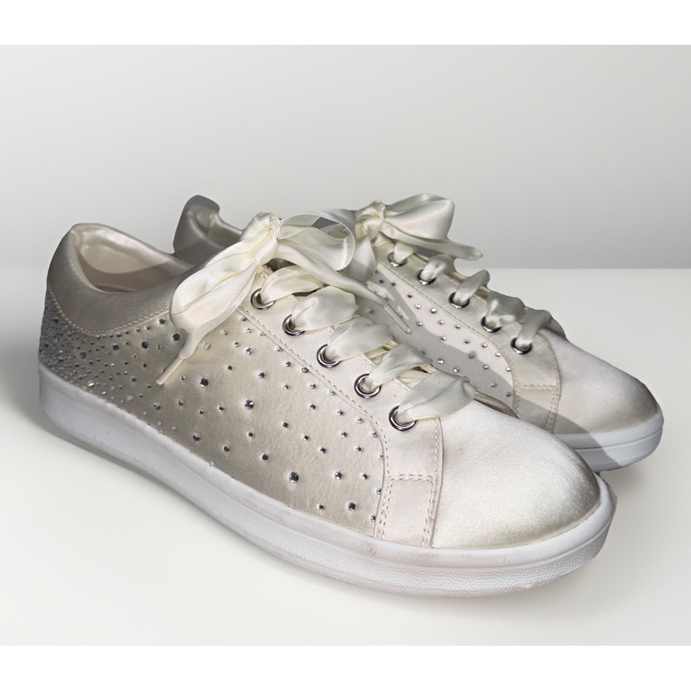 Jewel Badgley Mischka crystal embellished satin wedding sneakers Women's Sz 9